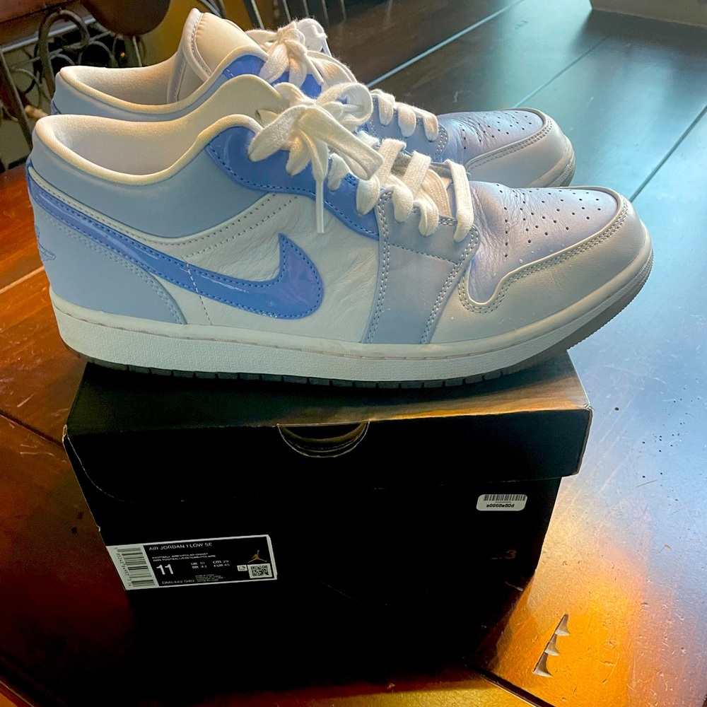 Jordan 1 Low SE